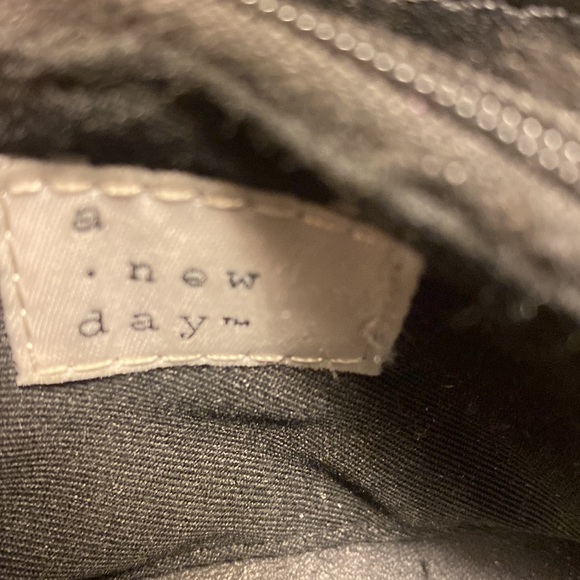 NWOT “A New Day” Small Wallet/Change Purse - Picture 3 of 4